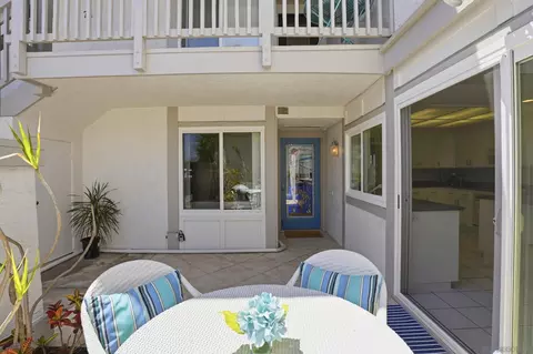 Exterior - 73 Kingston Ct, Coronado, CA 92118 photo 6 of 14