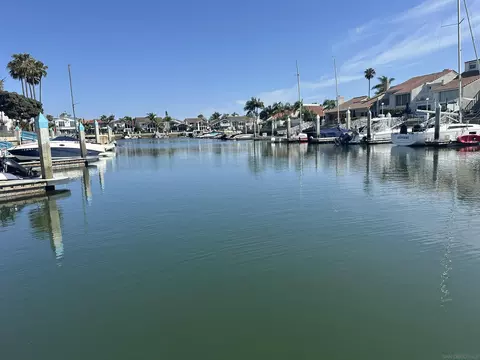 View/Area - 73 Kingston Ct, Coronado, CA 92118 photo 6 of 7
