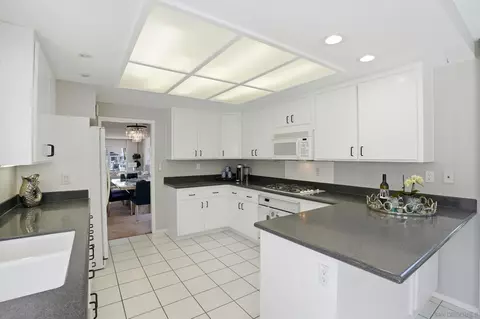 Kitchen - 73 Kingston Ct, Coronado, CA 92118 photo 4 of 5