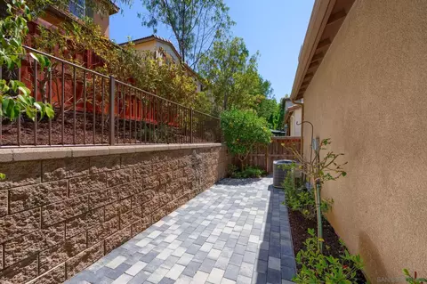 3598 Summit Trl, Carlsbad, CA 92010 photo 21