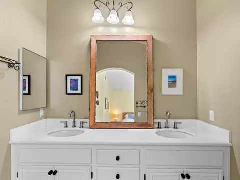 12420 Whispering Tree Ln, Poway, CA 92064 photo 16
