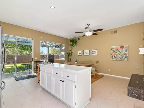 12420 Whispering Tree Ln, Poway, CA 92064 photo 10