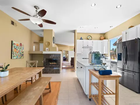 12420 Whispering Tree Ln, Poway, CA 92064 photo 13