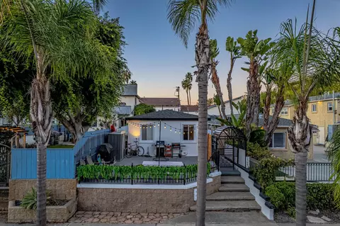 1566 Reed Ave, San Diego, CA 92109