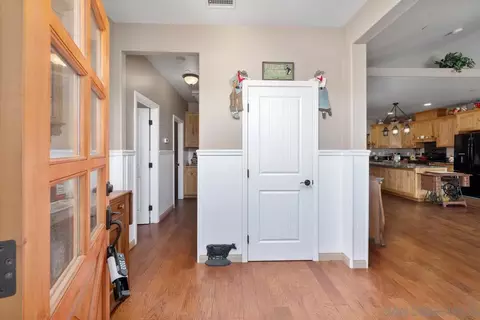 Entry Way - 23895 Ladrido, Ramona, CA 92065 photo 1 of 1