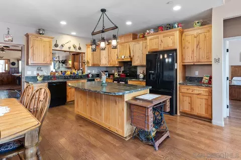 Kitchen - 23895 Ladrido, Ramona, CA 92065 photo 2 of 4