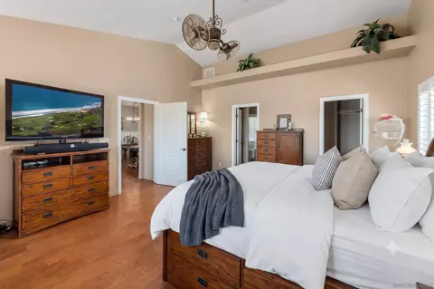 Bedroom - 23895 Ladrido, Ramona, CA 92065 photo 2 of 4