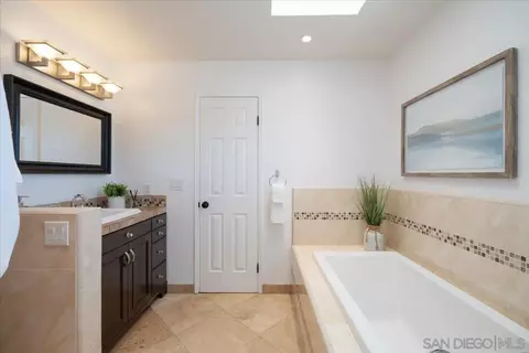 Bath - 5230 Guessman, La Mesa, CA 91942 photo 3 of 5