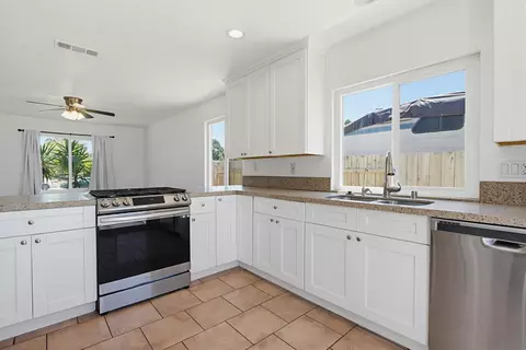 1261 Conway Dr, Escondido, CA 92027 photo 11