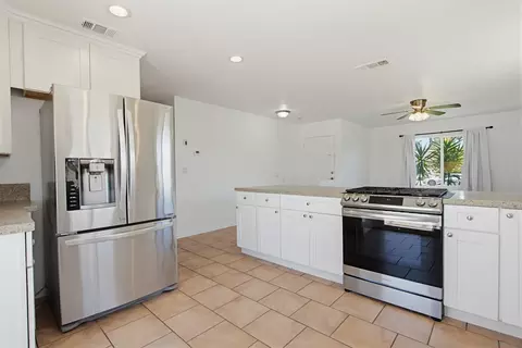 1261 Conway Dr, Escondido, CA 92027 photo 12