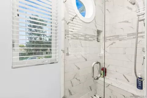 Bath - 1004 F Ave, Coronado, CA 92118 photo 3 of 4