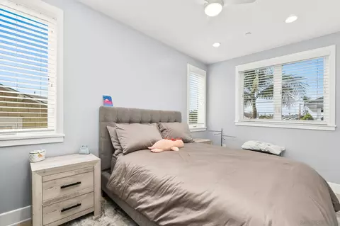 Bedroom - 1004 F Ave, Coronado, CA 92118 photo 2 of 4