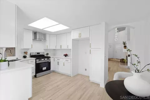 1789 Avenida Segovia, Oceanside, CA 92056 photo 18