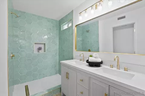 1789 Avenida Segovia, Oceanside, CA 92056 photo 28