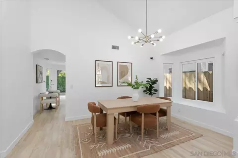 1789 Avenida Segovia, Oceanside, CA 92056 photo 13
