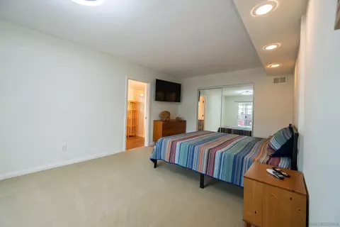 Bedroom - 444 Avalon Dr, Vista, CA 92084 photo 7 of 8