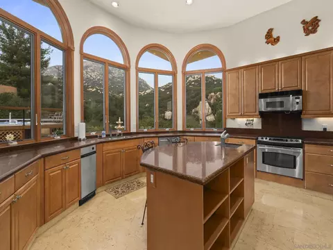 Kitchen - 17922 Sierra Cielo Ln, Jamul, CA 91935 photo 1 of 4