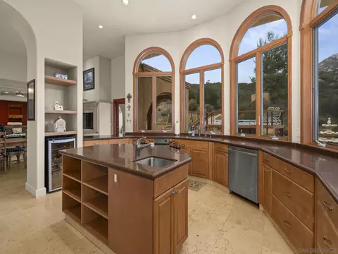 Kitchen - 17922 Sierra Cielo Ln, Jamul, CA 91935 photo 4 of 4