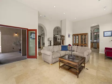 Living - 17922 Sierra Cielo Ln, Jamul, CA 91935 photo 2 of 9