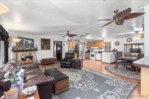 Living - 2285 Tierra Heights Rd, Boulevard, CA 91905 photo 2 of 3