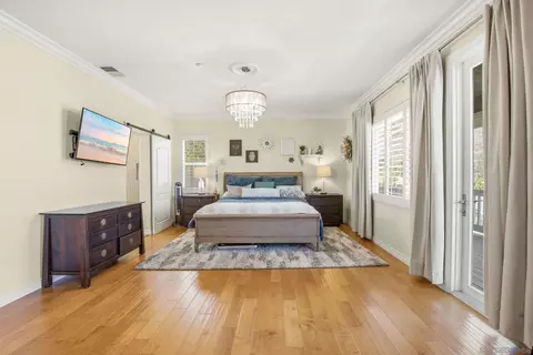 Bedroom - 3159 Willow Crk, Escondido, CA 92027 photo 2 of 5
