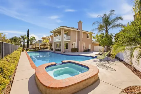 Exterior - 3159 Willow Crk, Escondido, CA 92027 photo 4 of 9