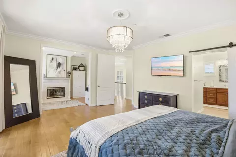 Bedroom - 3159 Willow Crk, Escondido, CA 92027 photo 3 of 5