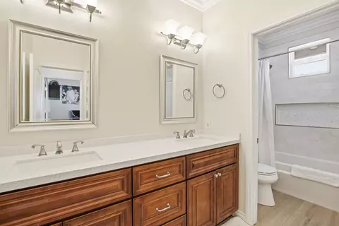 Bath - 3159 Willow Crk, Escondido, CA 92027 photo 5 of 6