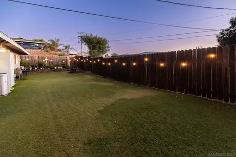 9742 Emerald Hl, Lakeside, CA 92040 photo 33