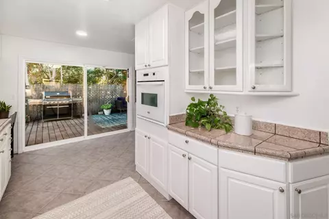 9742 Emerald Hl, Lakeside, CA 92040 photo 15