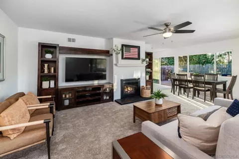 9742 Emerald Hl, Lakeside, CA 92040 photo 4