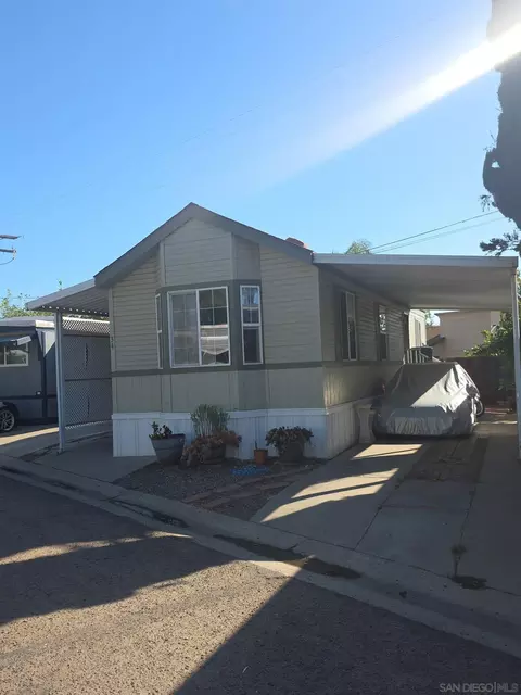 10250 Prospect Ave #34, Santee, CA 92071