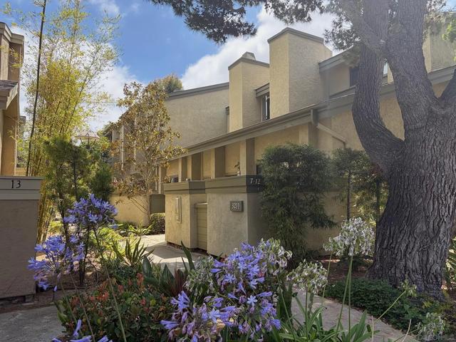 3211 Caminito Eastbluff # 9, La Jolla, CA 92037