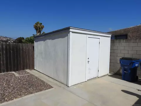 Exterior - 1069 Woodhaven Dr, Spring Valley, CA 91977 photo 11 of 18