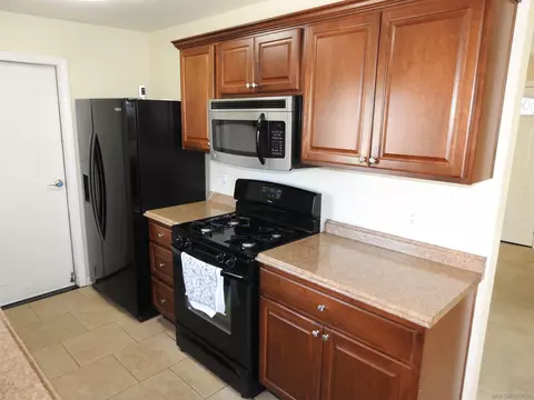Kitchen - 1069 Woodhaven Dr, Spring Valley, CA 91977 photo 2 of 8
