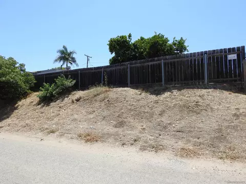 Exterior - 1069 Woodhaven Dr, Spring Valley, CA 91977 photo 13 of 18
