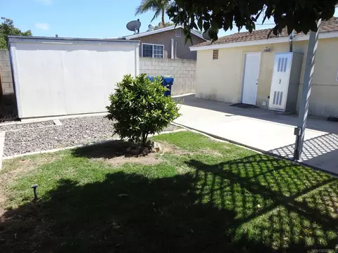 Exterior - 1069 Woodhaven Dr, Spring Valley, CA 91977 photo 9 of 18