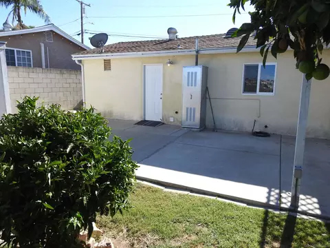 Exterior - 1069 Woodhaven Dr, Spring Valley, CA 91977 photo 6 of 18