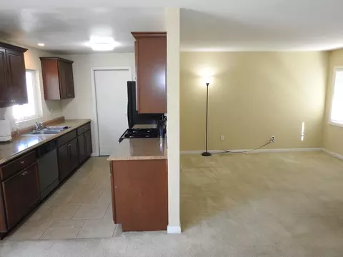 Kitchen - 1069 Woodhaven Dr, Spring Valley, CA 91977 photo 7 of 8