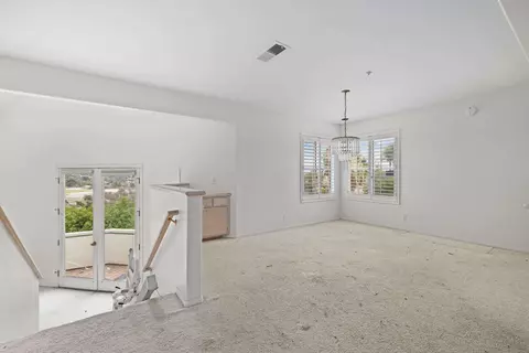 Living - 4235 Casa De Machado, La Mesa, CA 91941 photo 2 of 7
