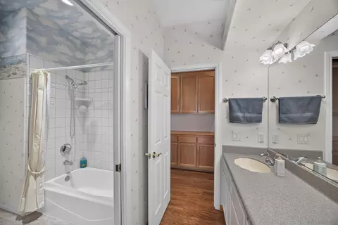 Bath - 15546 Calistoga Dr, Ramona, CA 92065 photo 1 of 3