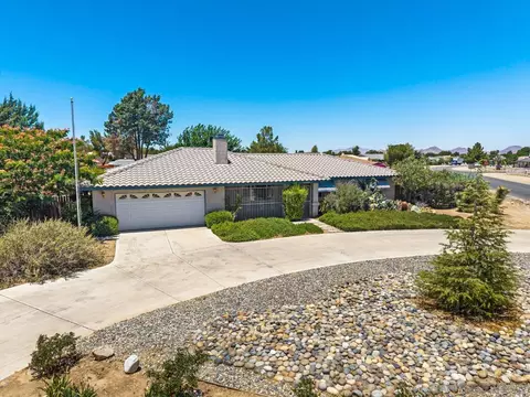 12450 Algonquin, Apple Valley, CA 92308 photo 49