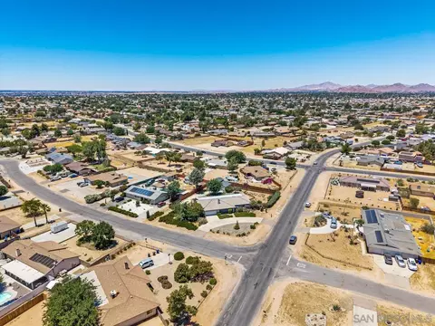 12450 Algonquin, Apple Valley, CA 92308 photo 53