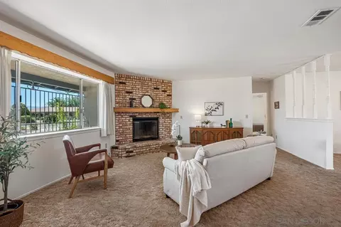 12450 Algonquin, Apple Valley, CA 92308 photo 9