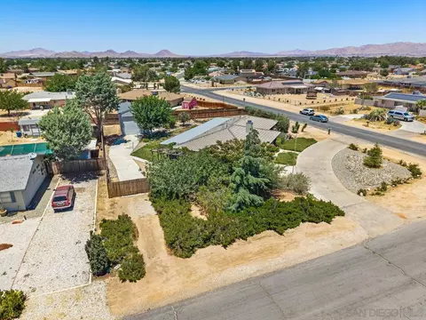 12450 Algonquin, Apple Valley, CA 92308 photo 52