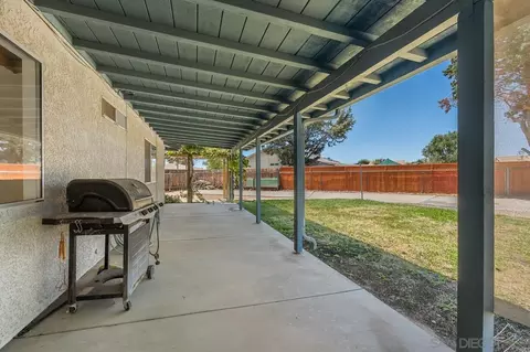 12450 Algonquin, Apple Valley, CA 92308 photo 38