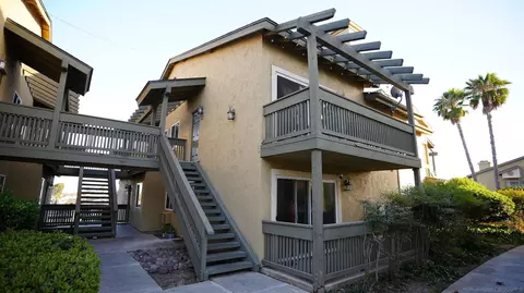 145 W El Norte #122, Escondido, CA 92026