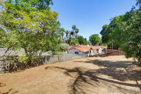 Exterior - 4586 Mayapan, La Mesa, CA 91941 photo 7 of 15