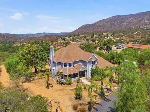 19960 Santee Ln, Valley Center, CA 92082