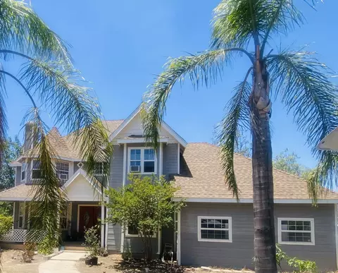 19960 Santee Ln, Valley Center, CA 92082